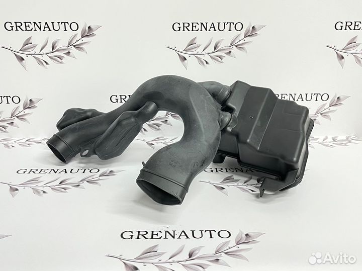 Honda Civic 4D резонатор воздушного фильтра 12-17