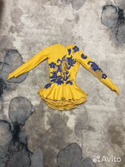 Одежда для фигурного катания