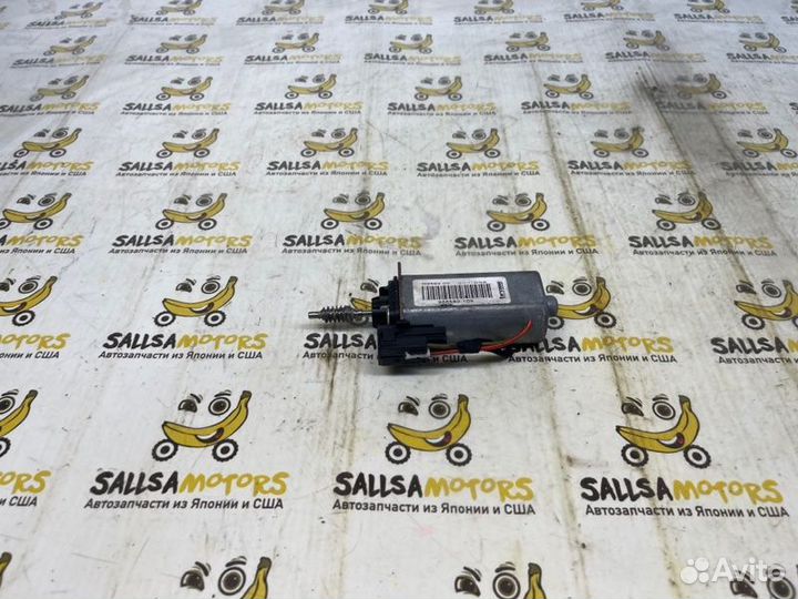 Моторчик регулировки сиденья передний Audi Q7 4LB