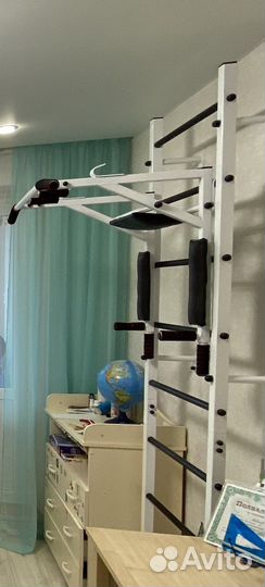 Шведская стенка с турником и брусьями