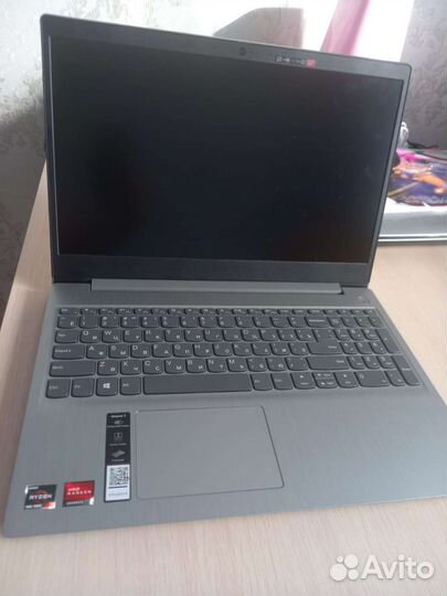 Ноутбук новый