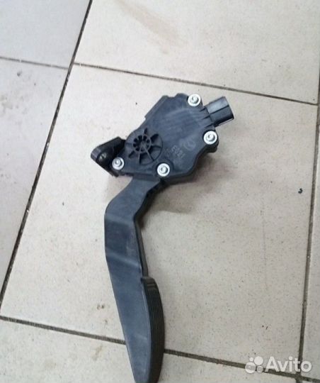 Педаль газа Mazda CX 7