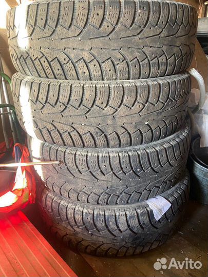 Nokian Tyres Hakkapeliitta 4 225/65 R17