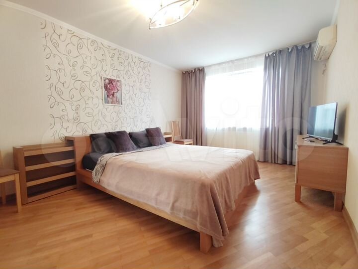 2-к. квартира, 76 м², 3/16 эт.