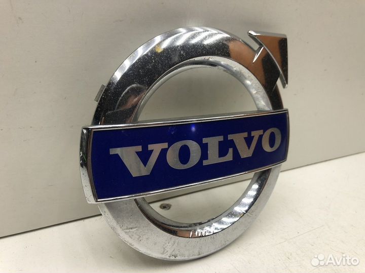 Эмблема На решетку радиатора Volvo XC60 2013-2017