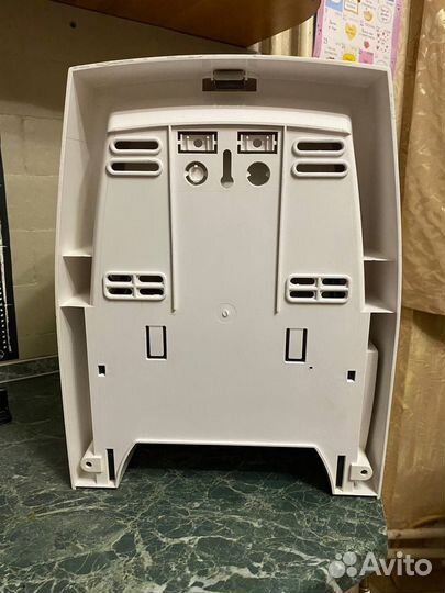 Диспенсер для бумажных полотенец Kimberly-Clark