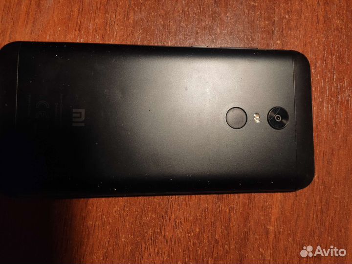 Xiaomi Redmi 5 Plus, 3/32 ГБ