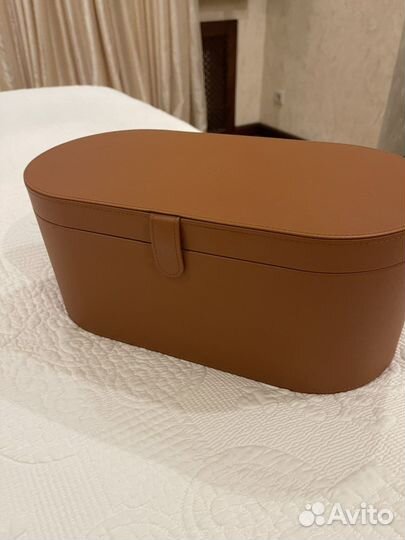 Dyson стайлер