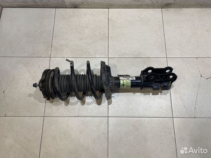 Стойка в сборе правая Kia Optima 4 (JF)