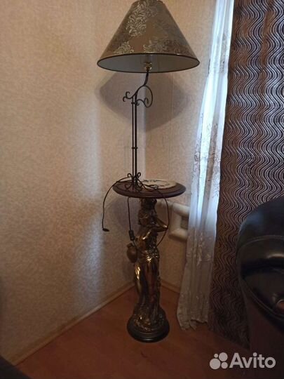 Торшер напольный 