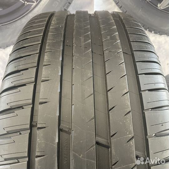 Michelin Pilot Sport 4 SUV 275/40 R21 107Y