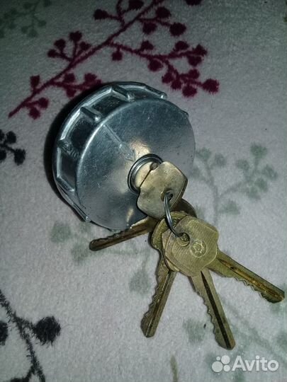 Крышка бензобака