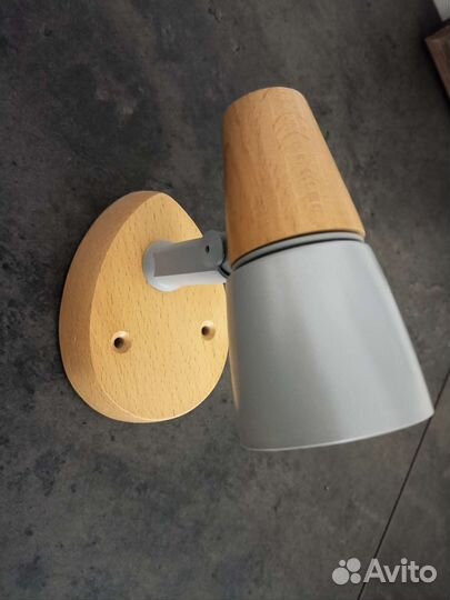 Настенный светильник бра