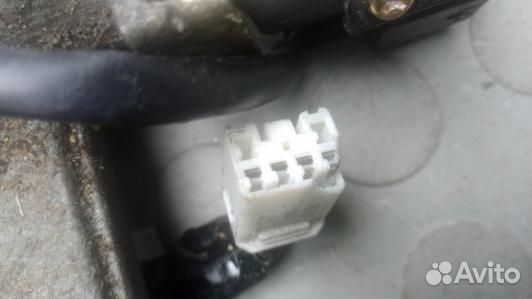 Замок зажигания KIA sportage 2 (SML07J101)