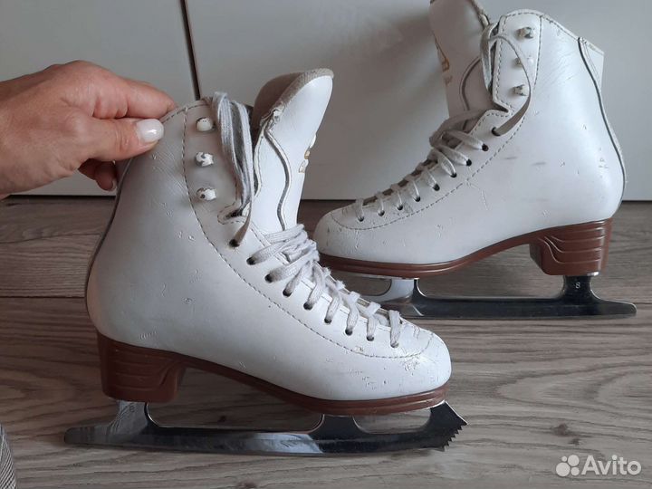 Фигурные коньки jackson 1s