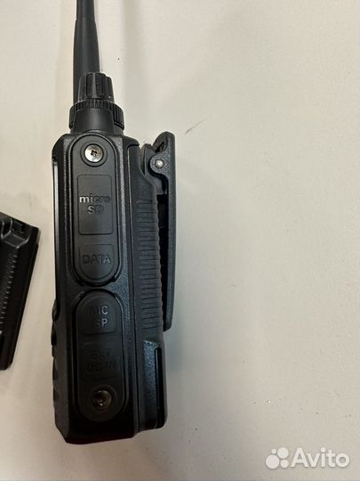 Рация yaesu ft 3d 2штуки + аккумулятор