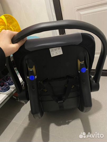 Детскоя авто люлька