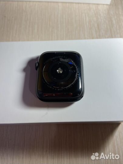 Apple watch 5