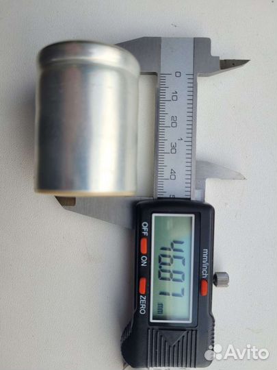 Электролитические конденсаторы 470мкФ х 450в