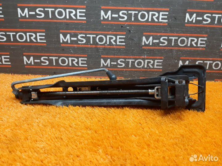 Домкрат Volkswagen Touareg 7L BMV 2006