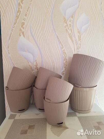 Кашпо горшок для цветов