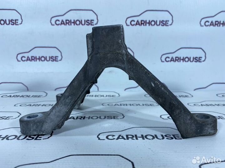 Кронштейн кпп Ford Focus 2 1.6 2007