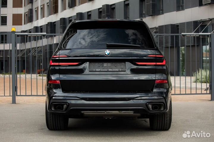 BMW X7 3.0 AT, 2024, 90 км