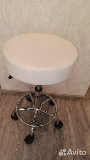 Стулья и табуретки