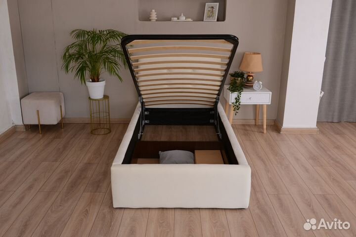 Кровать с матрасом и подъемным механизмом 90х200