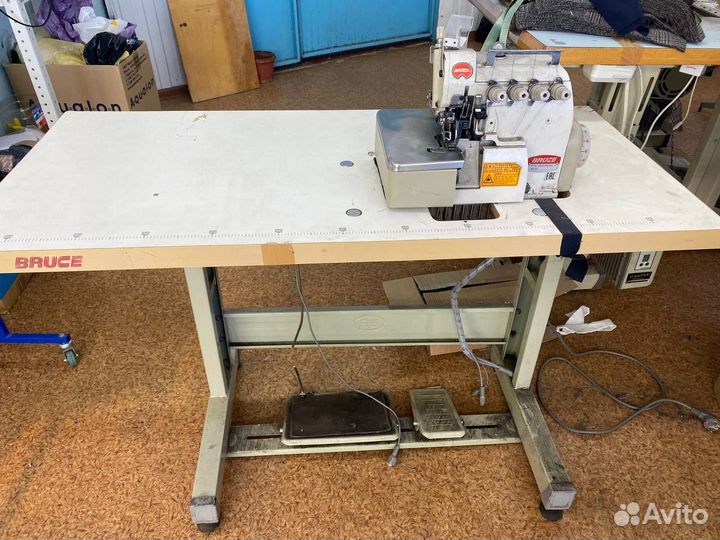 Bruce ниточный промышленный оверлок