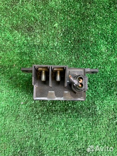 Реле Bmw X5 E70 N52B30 2009