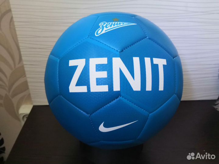 Мяч с Автографом Мигель Данни