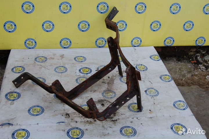 Кронштейн подножки левый volvo FH volvo, FH