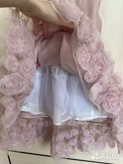 Нарядное платье для девочки