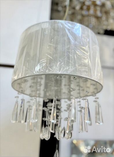 Светильник подвесной с абажуром