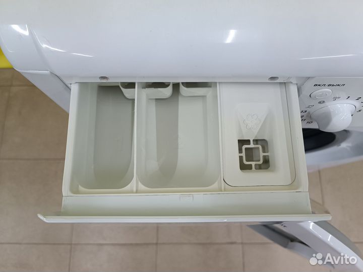 Indesit 5кг 40см