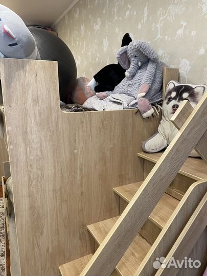 Двухъярусная кровать бу