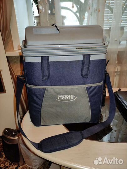 Автомобильный холодильник Ezetil ESC 21 12V