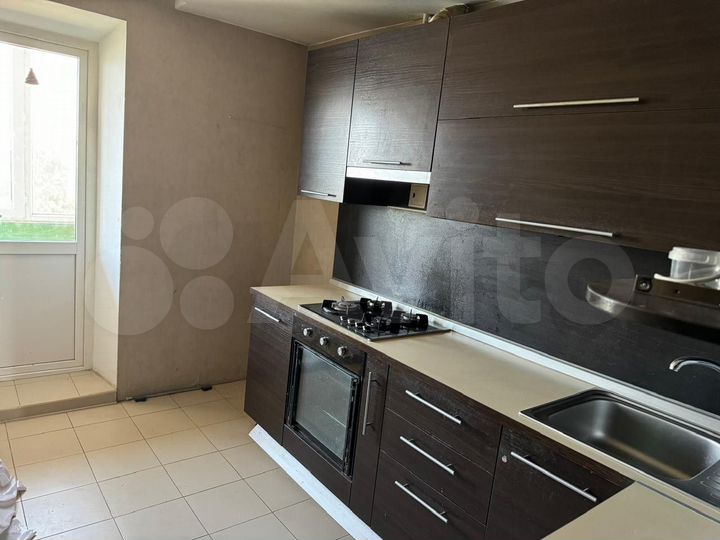 3-к. квартира, 65 м², 6/9 эт.