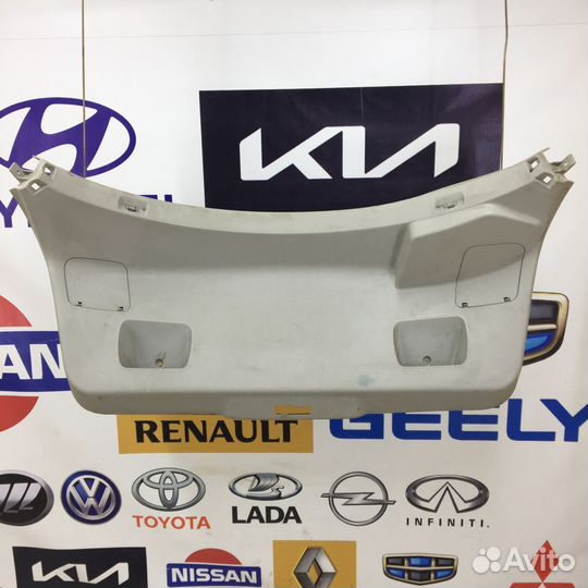 Обшивка багажника Renault laguna 3