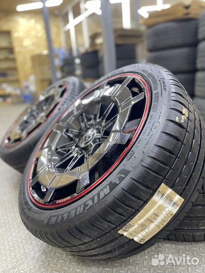 Колеса в сборе на Mercedes S-class R20 + michelin