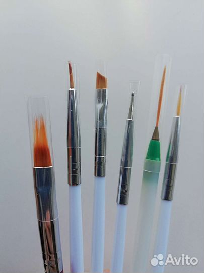 Кисти для маникюра