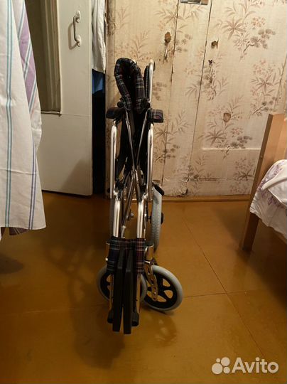 Кресло каталка инвалидная облегченная