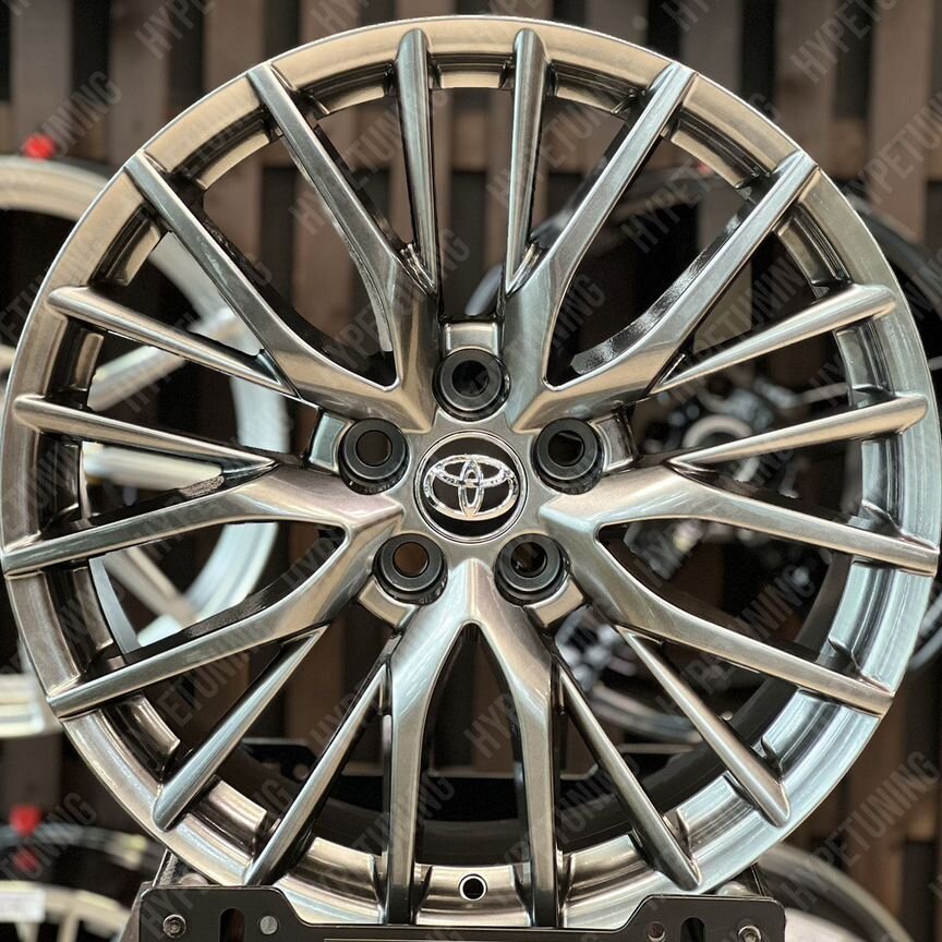 Литые диски Lexus 8×R19 5×114.3