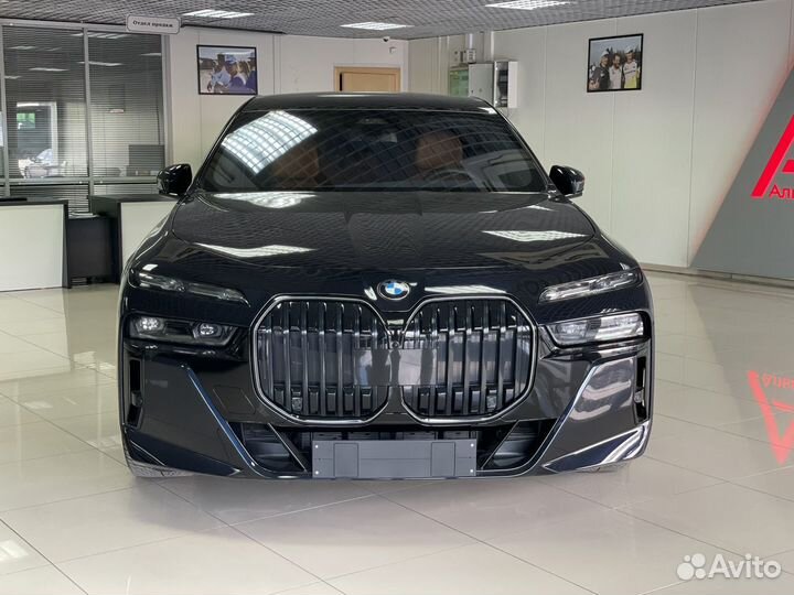 BMW 7 серия 4.4 AT, 2022, 118 км