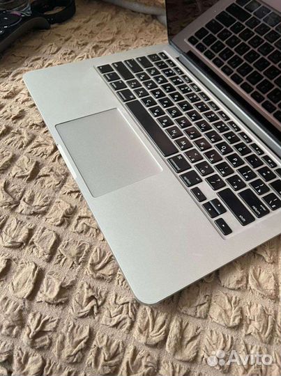 Супер илеальный MacBook Pro 13 Retina