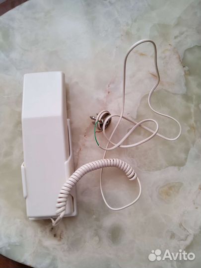 Стационарный телефон-трубка