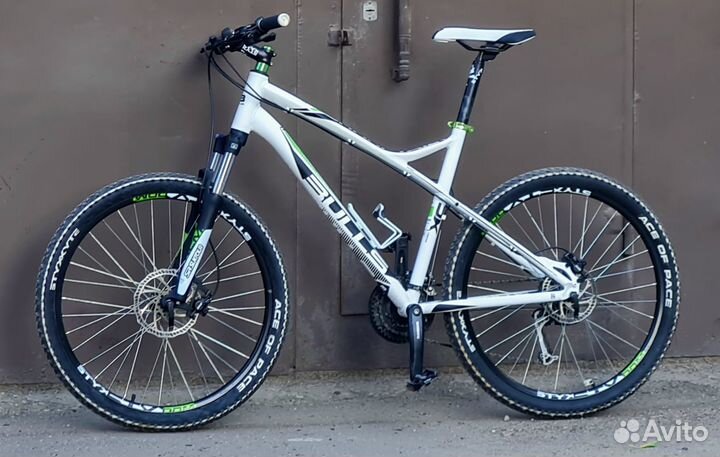 Бодрый немецкий велосипед Bulls