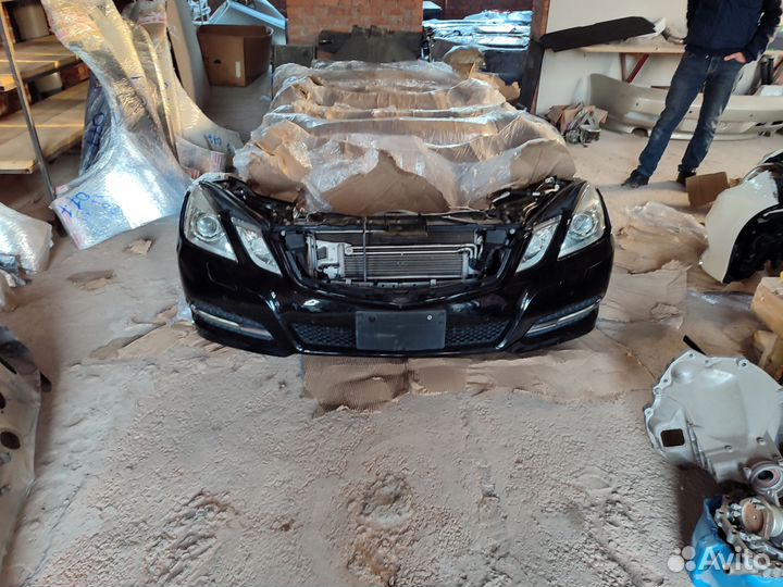 W212 фары бампер телевизор мерседесw212