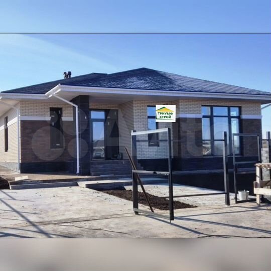 Коттедж 133 м² на участке 8 сот.